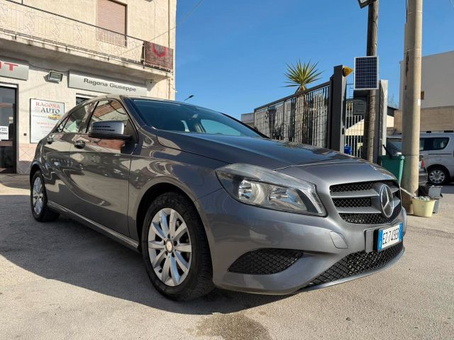 Mercedes-Benz Mercedes-benz A 180 A 180 CDI BlueEFFICIENCY Exe