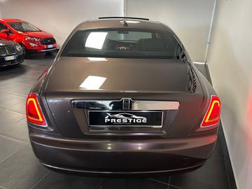 2010 ROLLS-ROYCE GHOST 照片 8