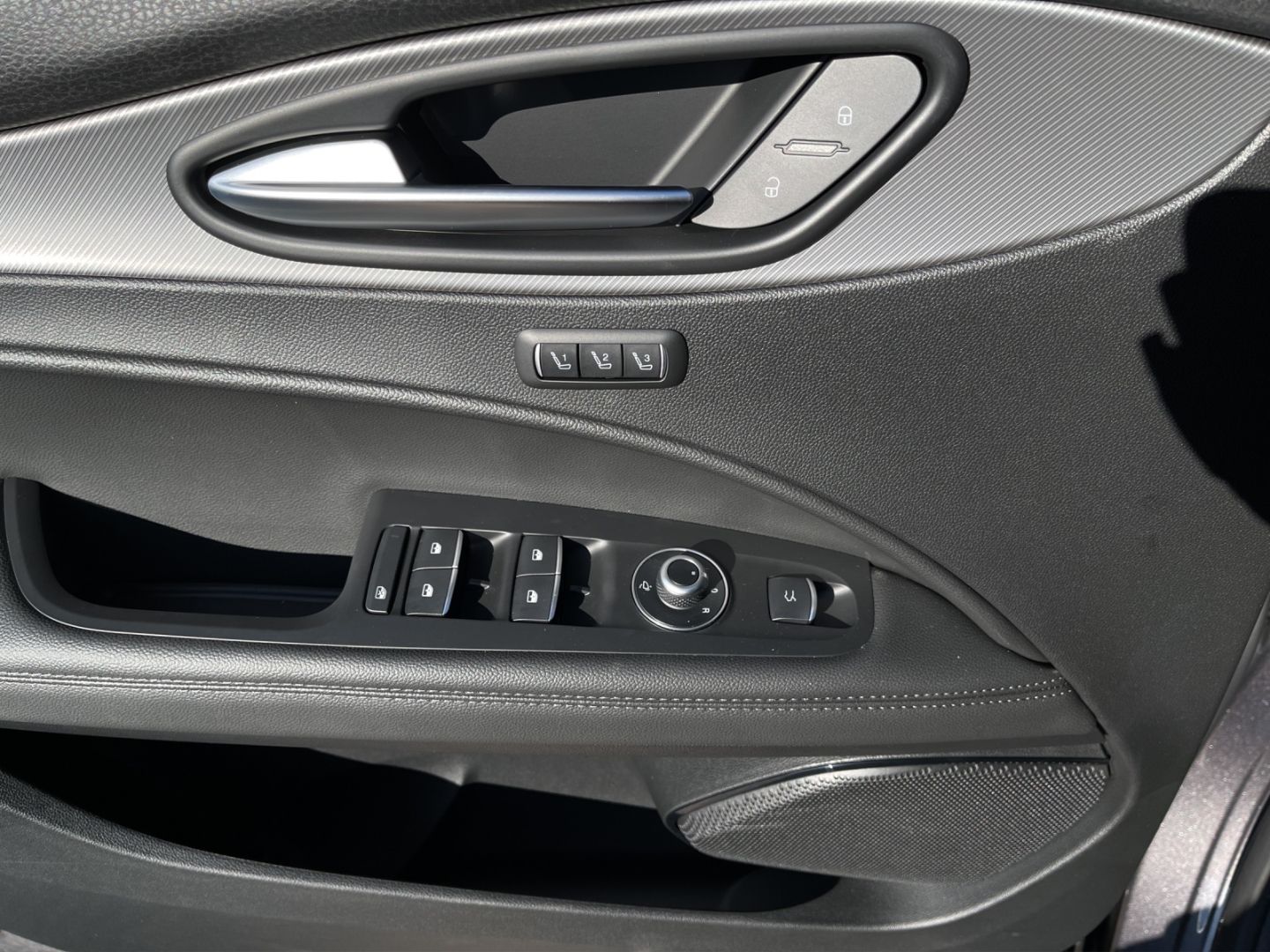Alfa Romeo Stelvio - Bild 9