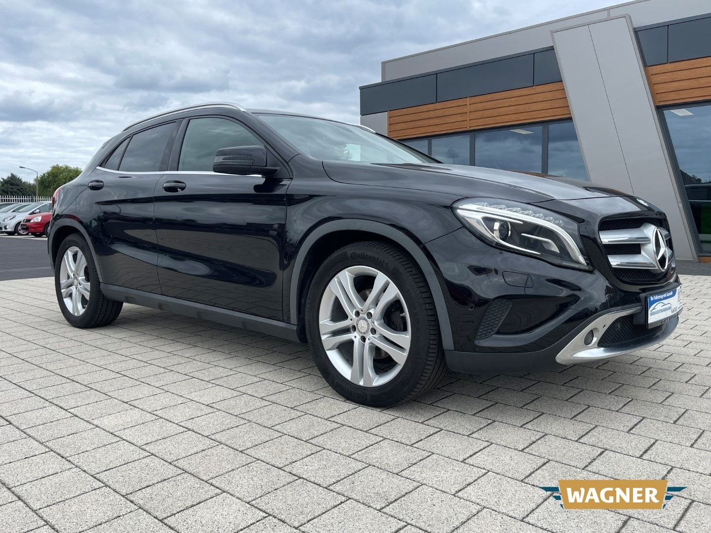Fahrzeugabbildung Mercedes-Benz GLA 220 CDI d Sitzheizung Klimaautomatik