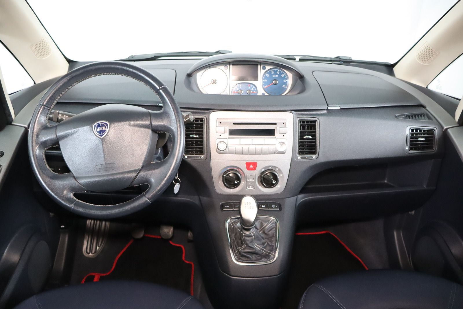 Fahrzeugabbildung Lancia Musa oRo 1.4 16V Edizione