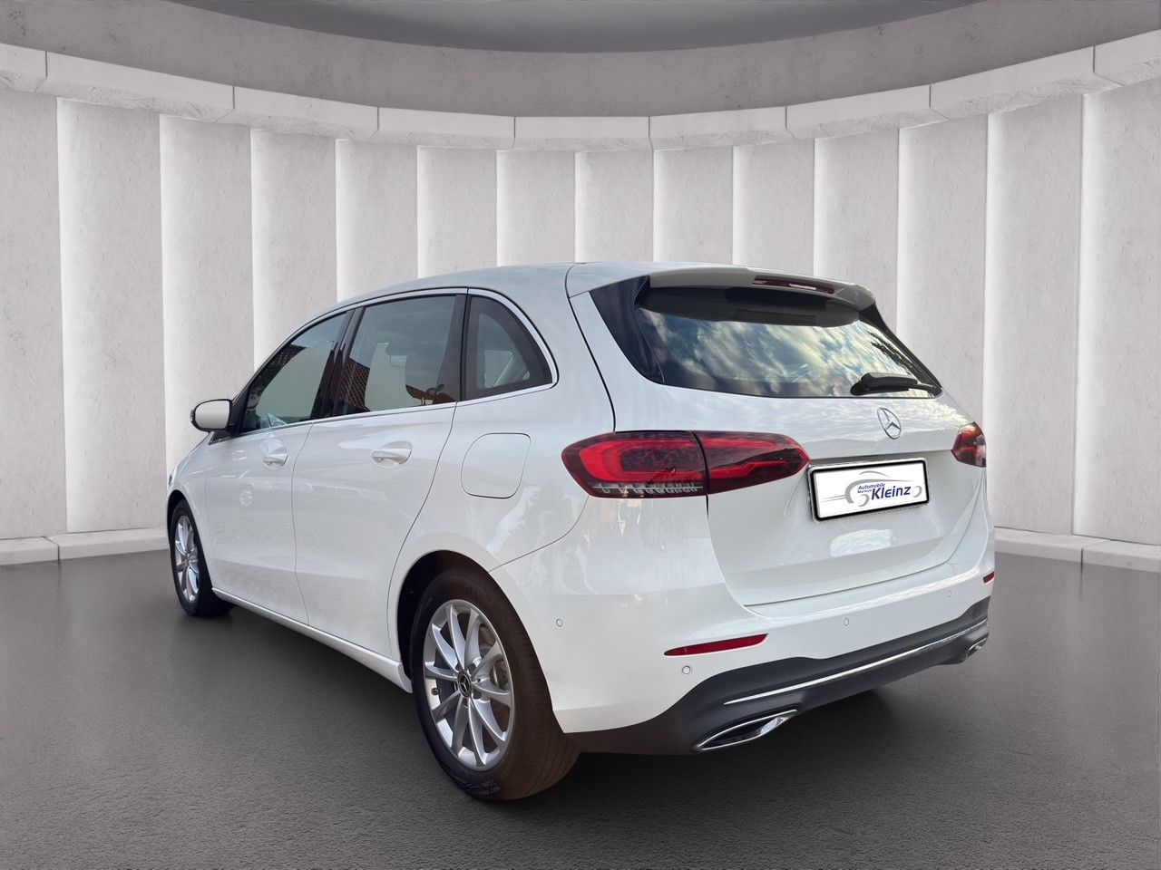 Mercedes-Benz B 200 LED+KLIMA+CARPLAY+SITZHEIZUNG+R-KAMERA imagem 2