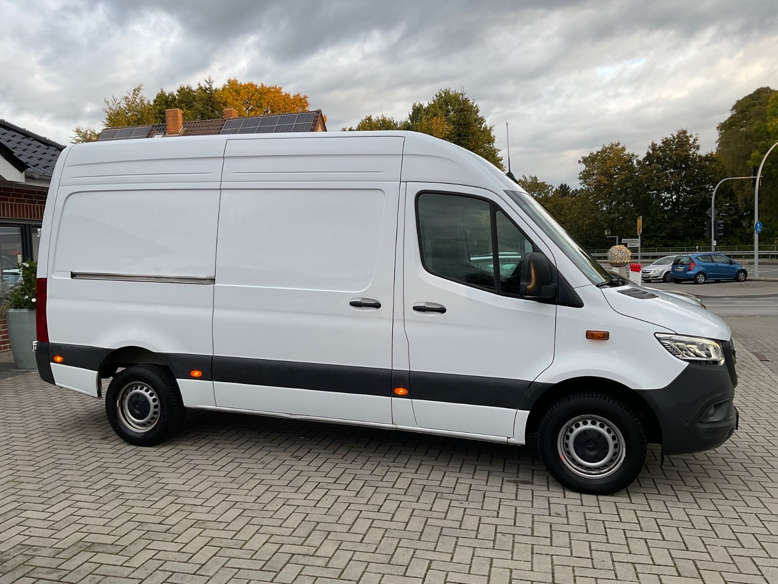Fahrzeugabbildung Mercedes-Benz Sprinter 317 CDI,3.5T,L2 H2,Auto,Kamera,Navi,LED