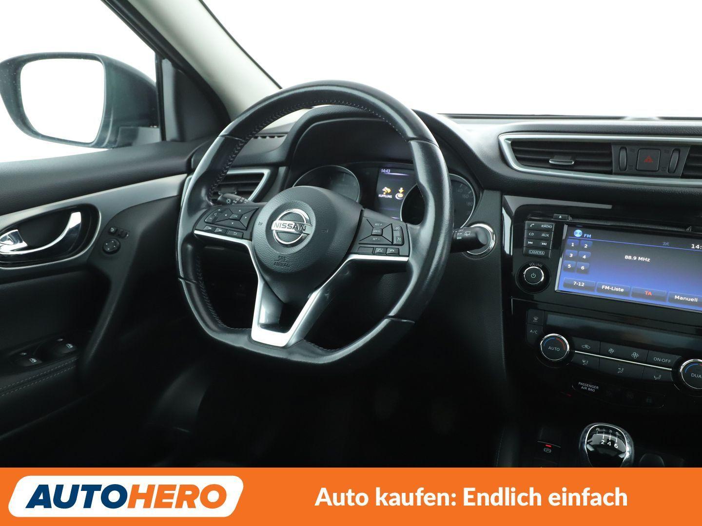 Nissan Qashqai 1.3 DIG-T N-Connecta*NAVI*CAM*TEMPO*PDC*