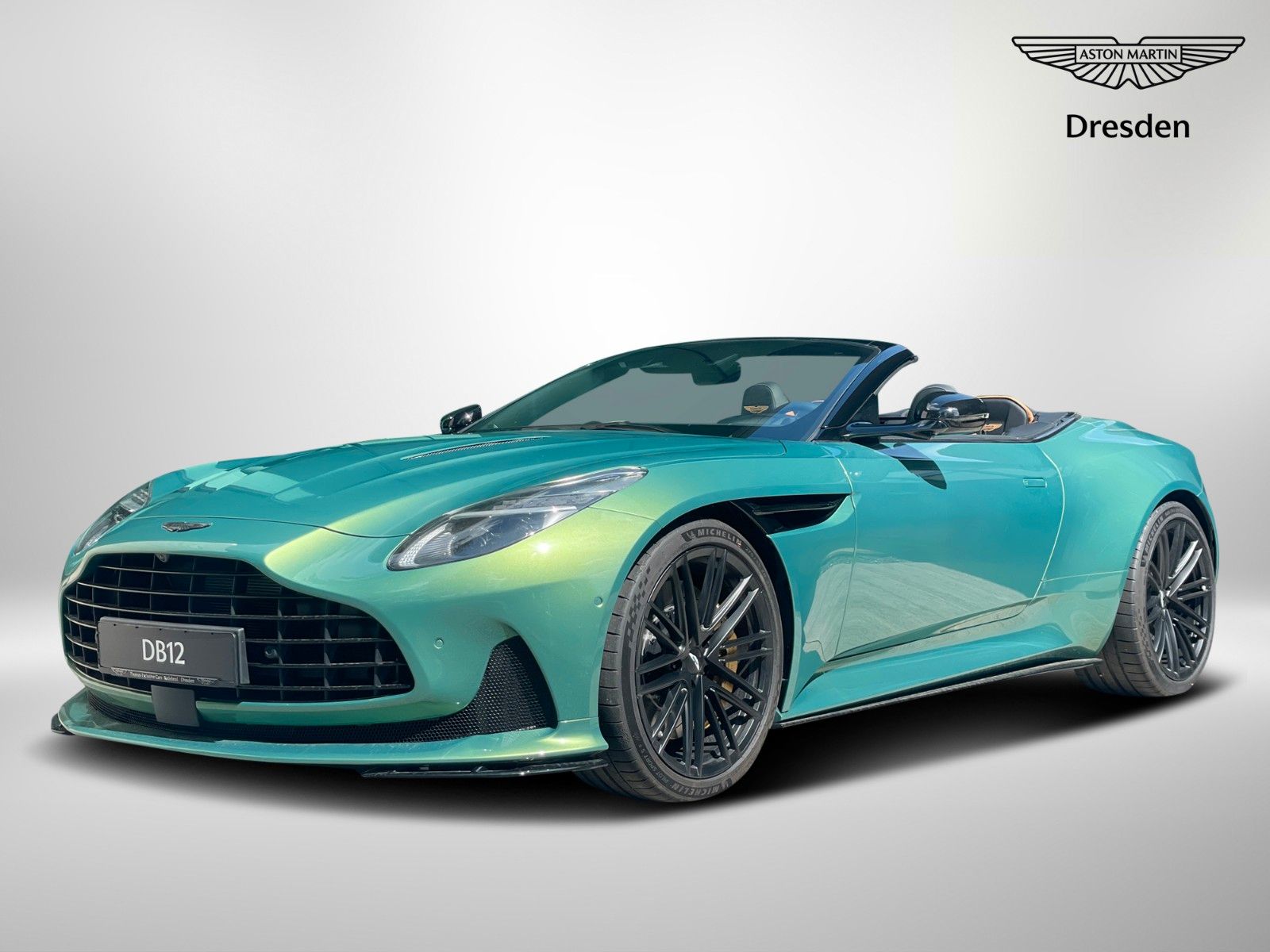 ASTON MARTIN DB12
