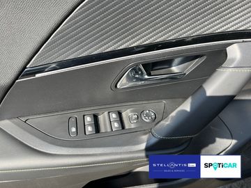 Peugeot 2008 - 12