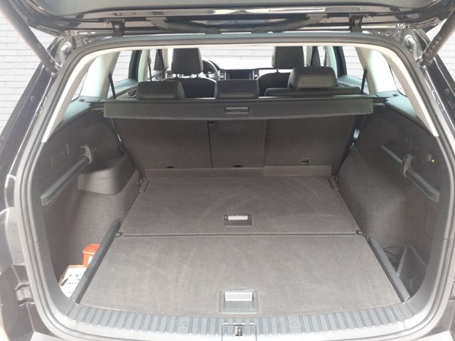 Fahrzeugabbildung SKODA Kodiaq 2,0 TSI 4x4 DSG Style KLIMA LED NAVI LEDE
