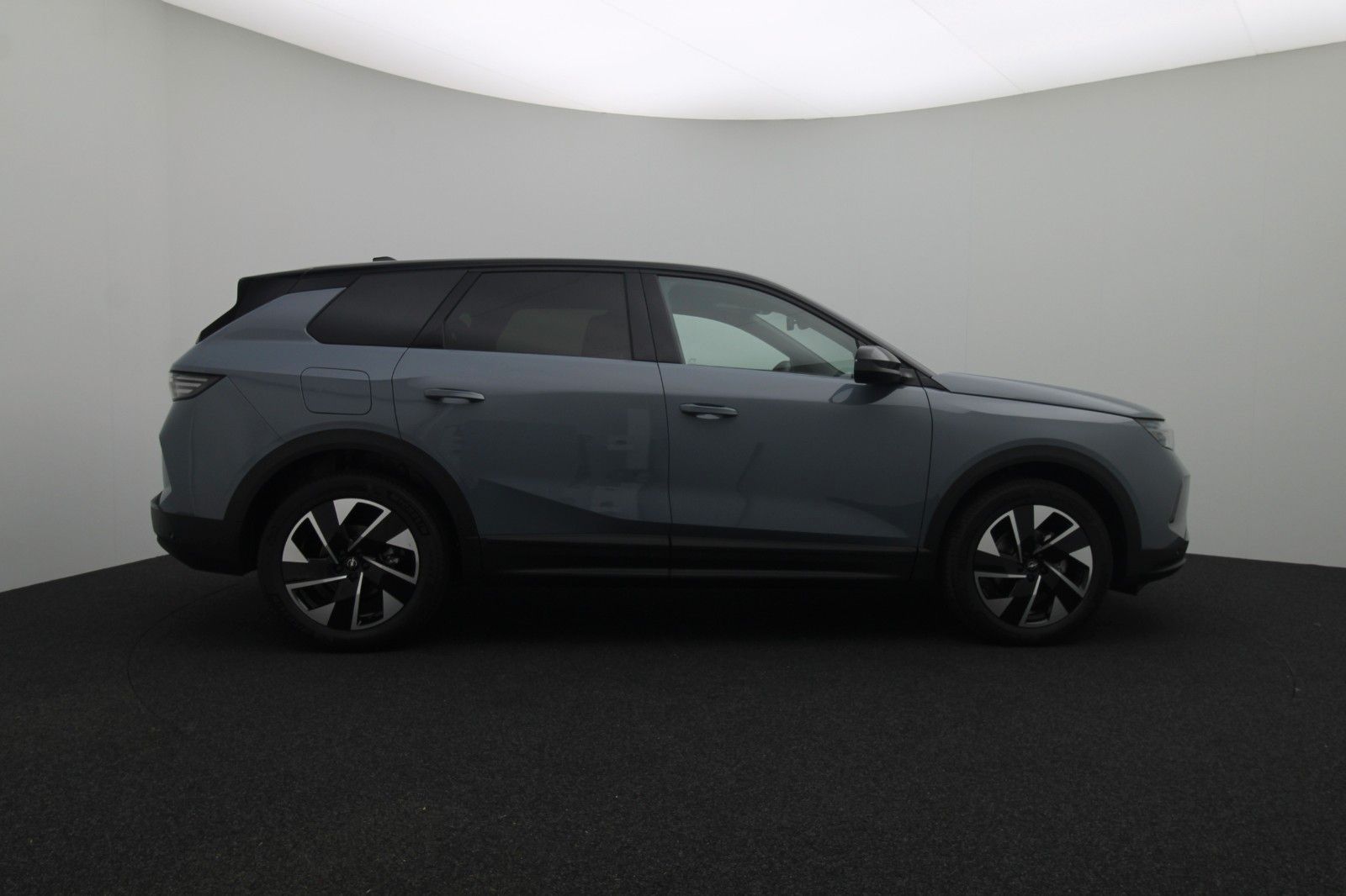 Fahrzeugabbildung Opel Grandland GS 1.2 48V Mild-Hybrid