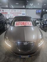 Lancia Delta 1.6 MJT DPF Selectronic Platinum - Lancia Delta: Automatik