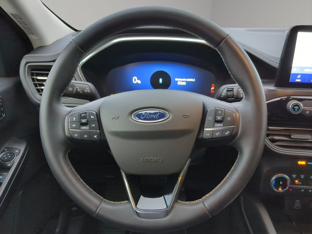 Fahrzeugabbildung Ford Kuga Vignale 2.5 PHEV Automatik -AHK schwenkbar-