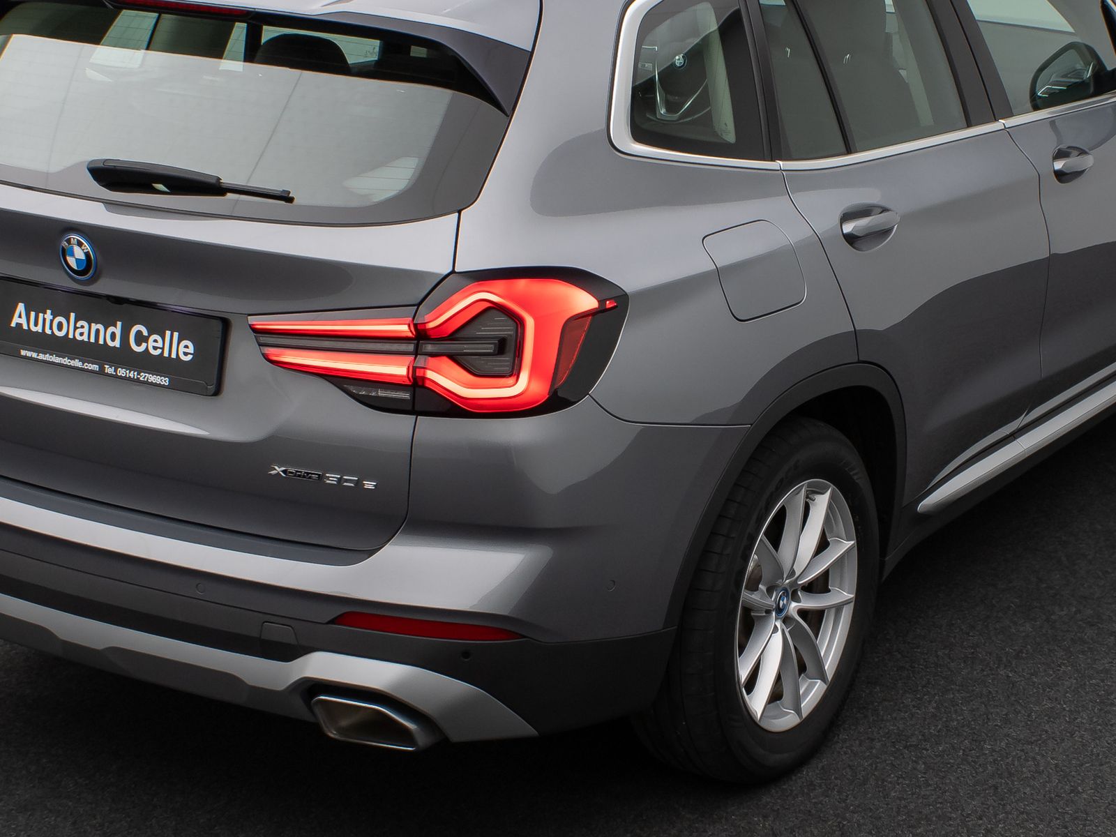 Fahrzeugabbildung BMW X3 xD30e Panorama Kamera DAB HiFi Lenkrhz Sport