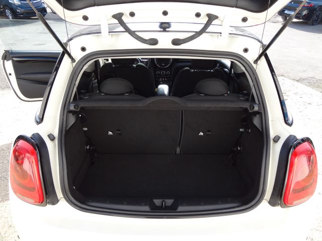 Fahrzeugabbildung MINI Cooper S/Pano/Leder/Navi/SitzH/H&K/JWC/