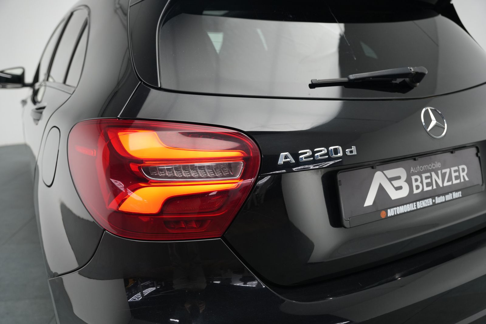 Fahrzeugabbildung Mercedes-Benz A A 220 CDI *AMG-Paket*Automatik*Panorama*SHZ*