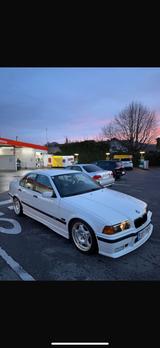 BMW Bmw e36 328i Limousine - BMW 328 aus 1996: 328i