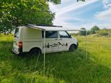 Volkswagen VW T5 Transporter mit vielen Extras !