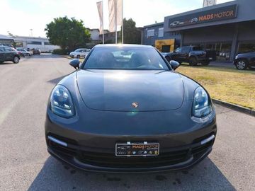 Porsche Panamera - 7