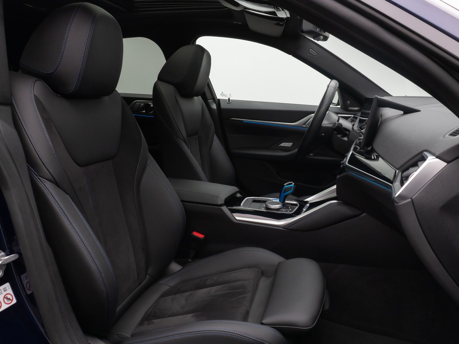 Fahrzeugabbildung BMW i4 M50 Gran Coupé 360°DAB HUD H/K Glasdach 20Zol