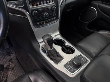 Jeep Grand Cherokee - 11