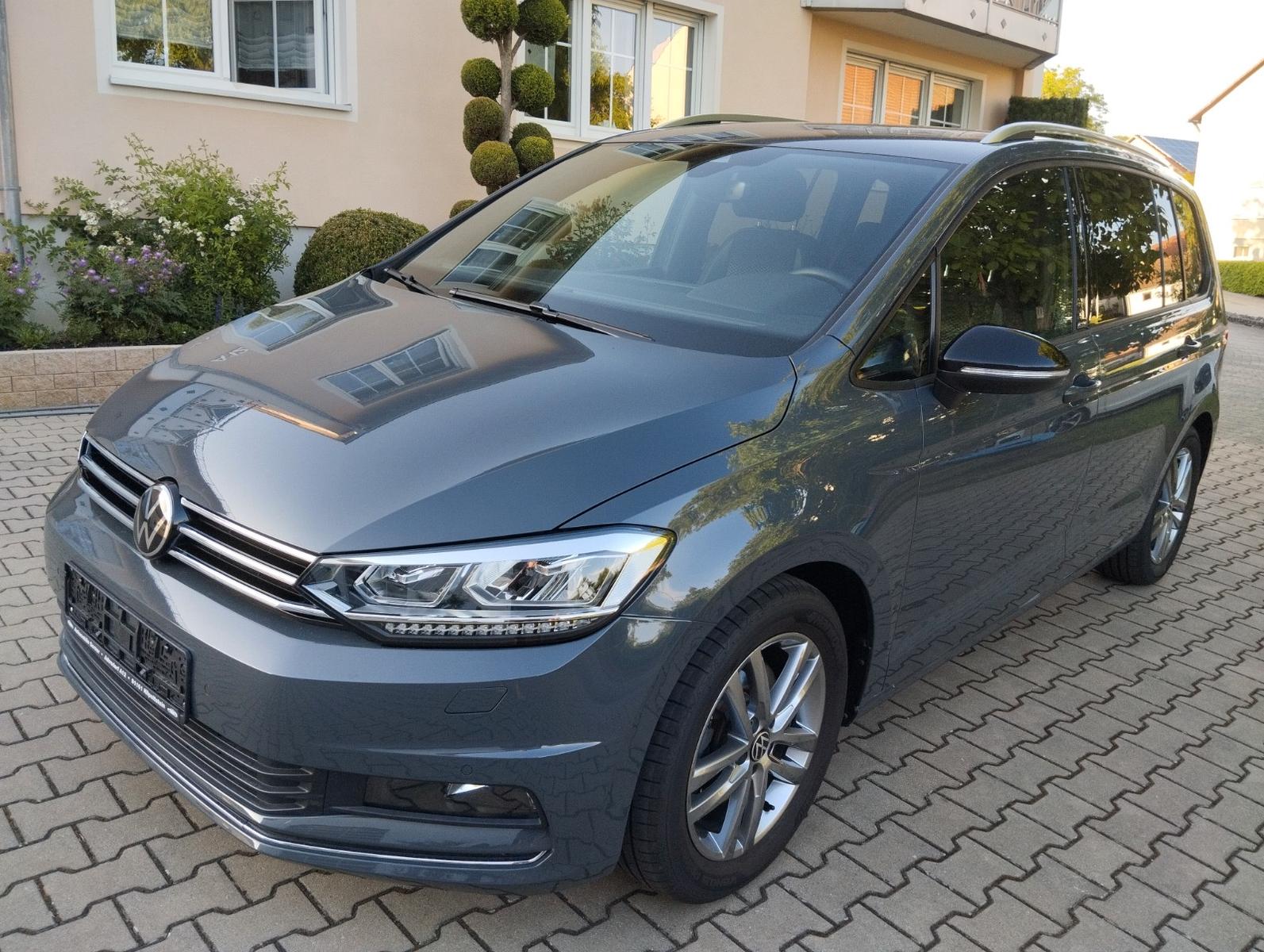 Volkswagen Touran Active 1.5 TSI, Navi, PDC, AHK, Android