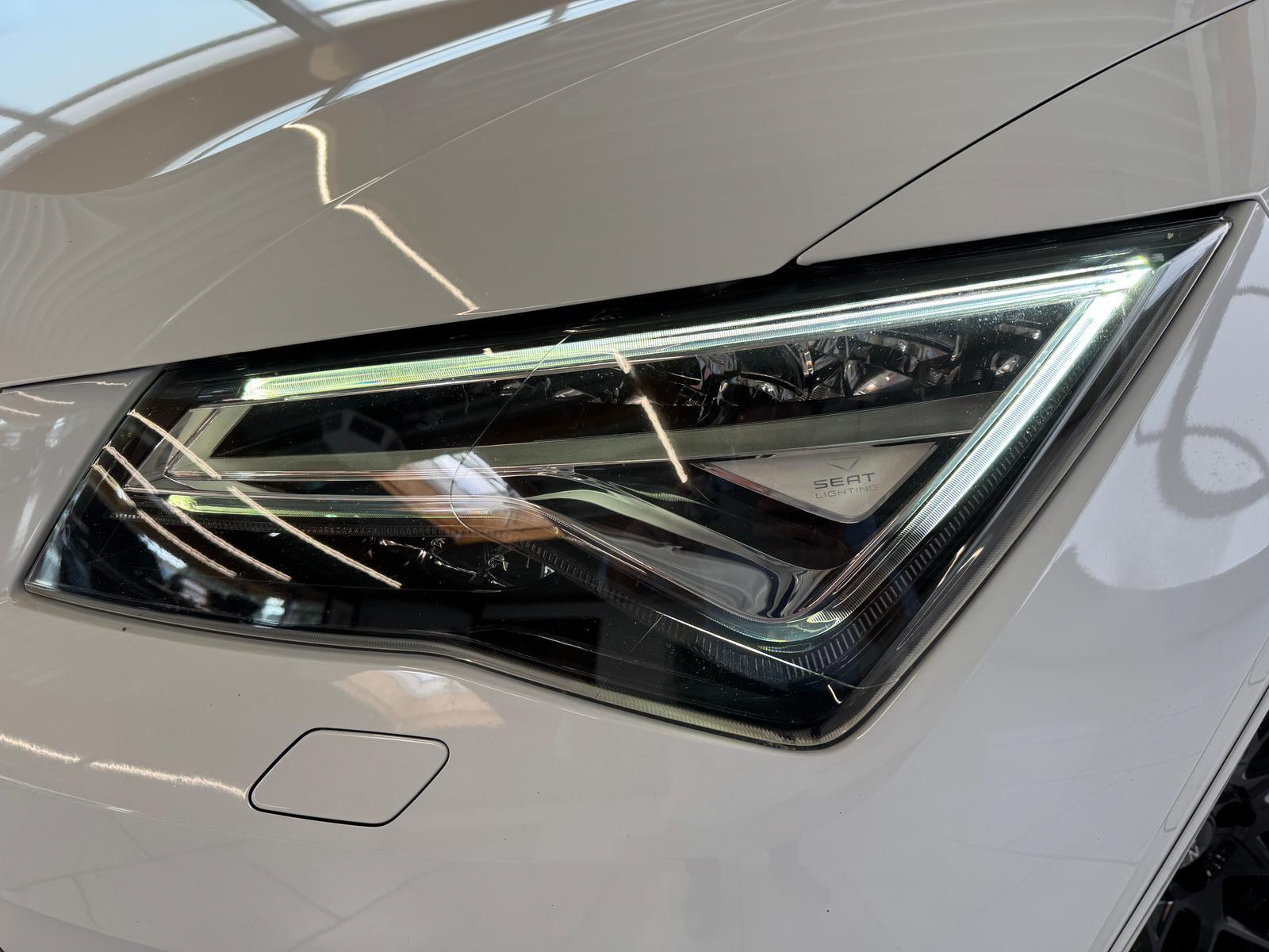 Seat Ateca FR - Pano/CarPlay/Alcantara/360/ACC