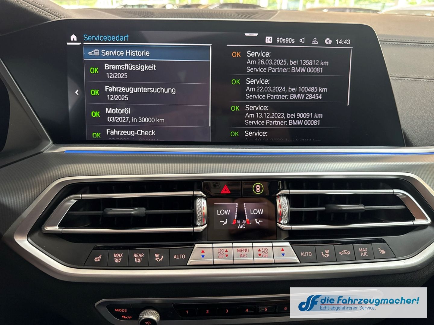 Fahrzeugabbildung BMW X5 xDrive 45 e xLine Park-Assistent Luftfederung