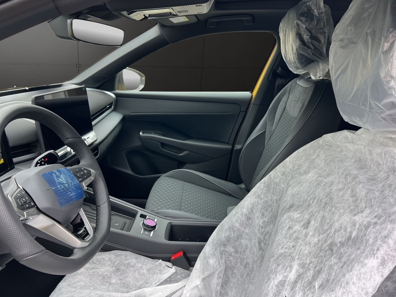 Volkswagen T-Roc - Bild 6