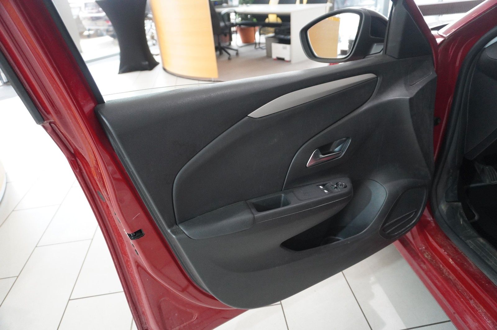 Fahrzeugabbildung Opel Corsa F 1.2T EDITION NAVI/KAMERA/SPORT/DAB+