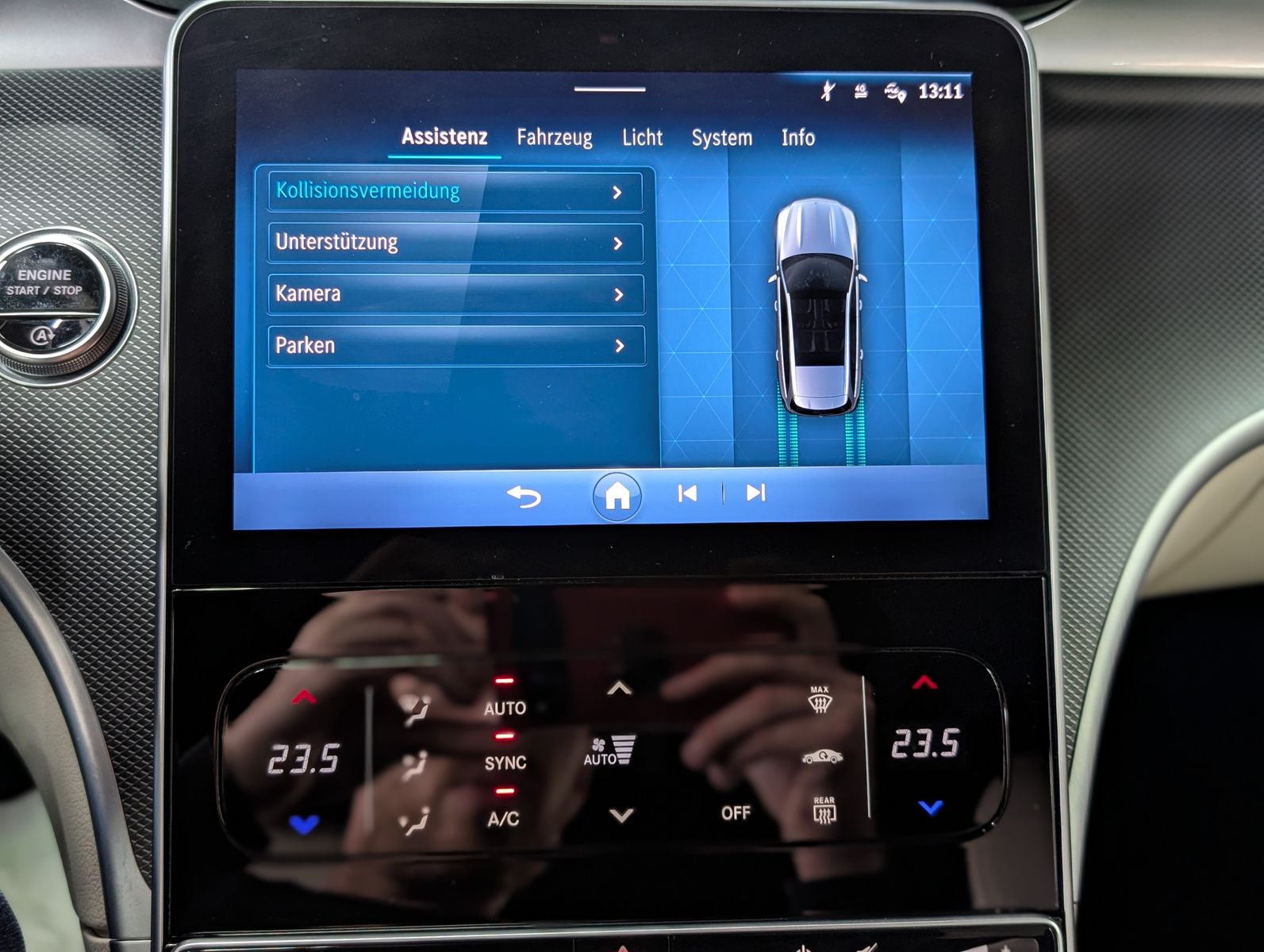 Fahrzeugabbildung Mercedes-Benz C 220 d T 2x Avantgarde LED AHK LEDER KAM 4x-SHZ