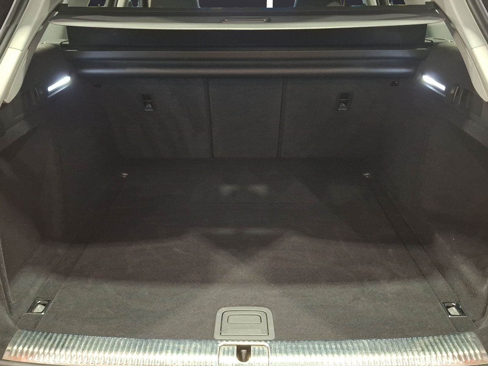 Fahrzeugabbildung Audi A4 Avant 35 TFSI advanced S-tronic GRA Navi