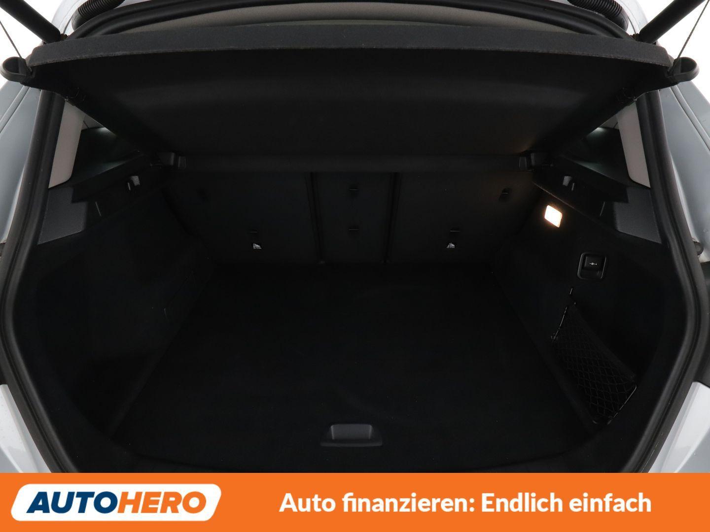 BMW 220 Active Tourer 220d Active Tourer Sport Line Aut.*NAVI*LED*CAM*, миниатюра 17