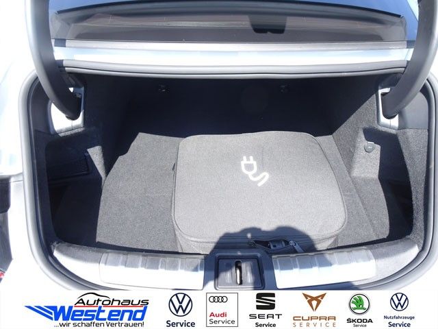 Fahrzeugabbildung Audi e-tron GT 350kW quattro Leder LED Navi Klima