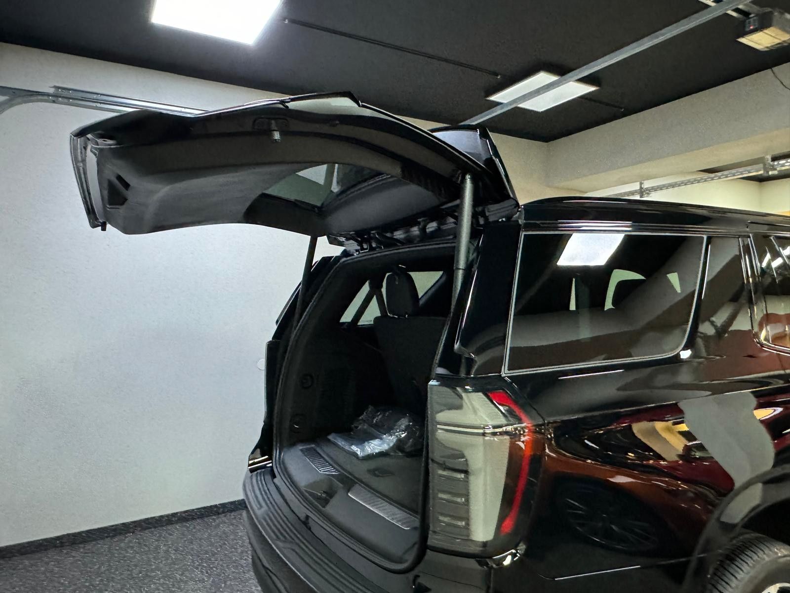 Fahrzeugabbildung Chevrolet 2026 TAHOE 6.2 ECOTEC RST 4x4-22"-NAV