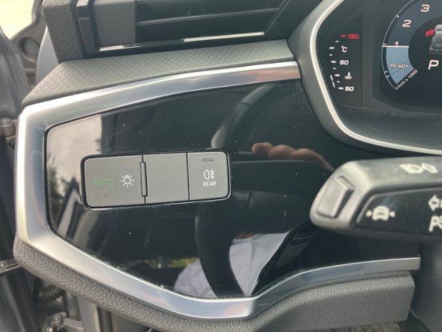 Q3 35 TFSI basis Klima LED Navi Alu