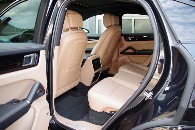 Porsche Cayenne Coupe*1.Hand,PZ-Scheckheft,Approved1125