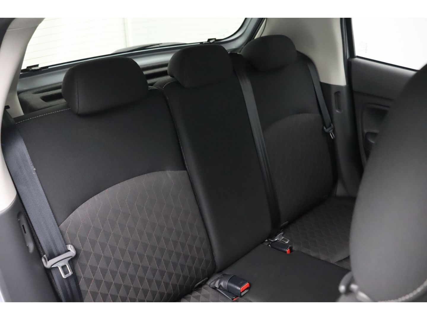 Fahrzeugabbildung Mitsubishi Space Star 1.2 Select+ Kamera  AppleCP DAB SHZ