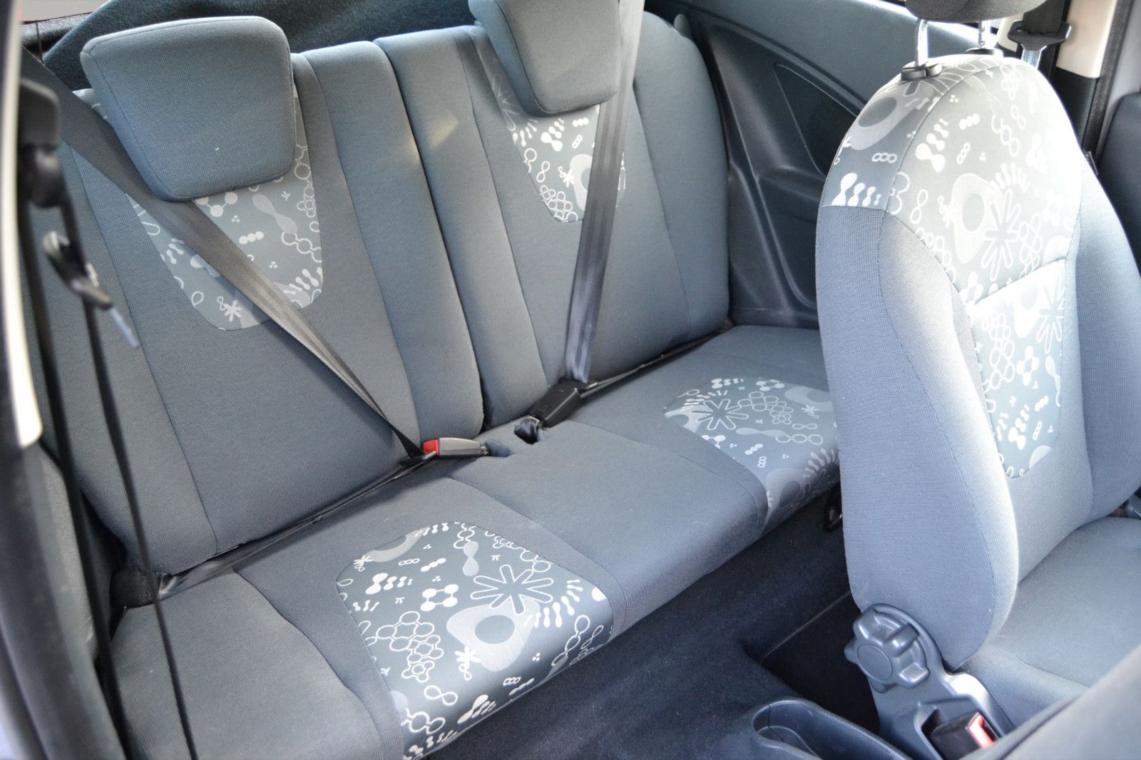 Fahrzeugabbildung Ford Ka Cool & Sound Edition/TÜV NEU/KLIMA/SCHECKHEFT