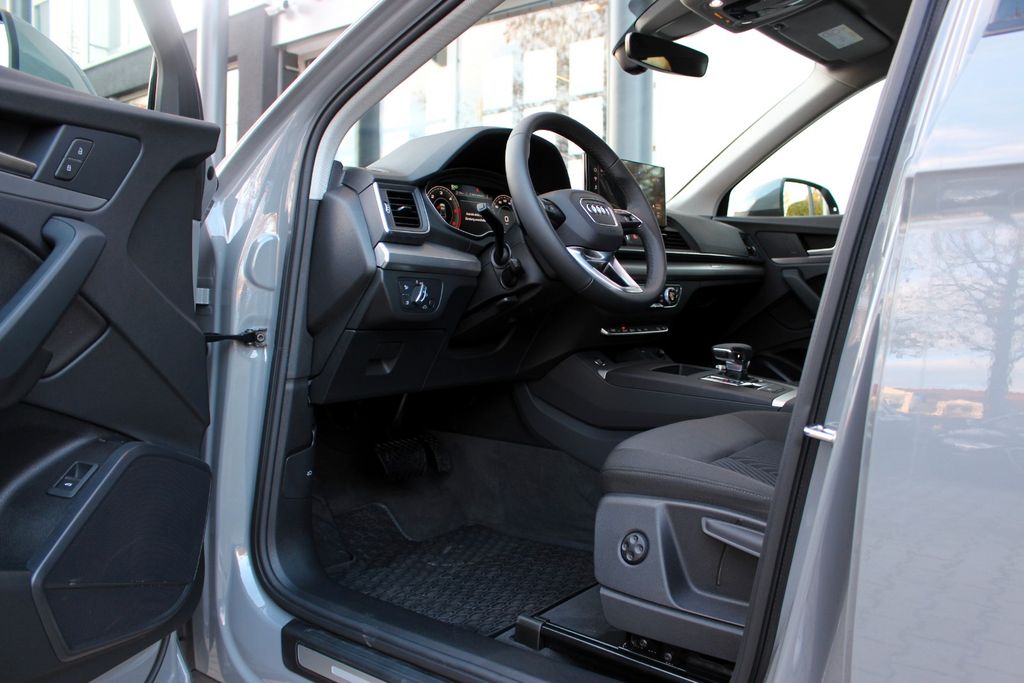 AUDI Q5 40 TDI/MAGNETIC RIDE/MATRIX/ADVANCED AUDI Q5 40 TDI/MAGNETIC RIDE/MATRIX/ADVANCED