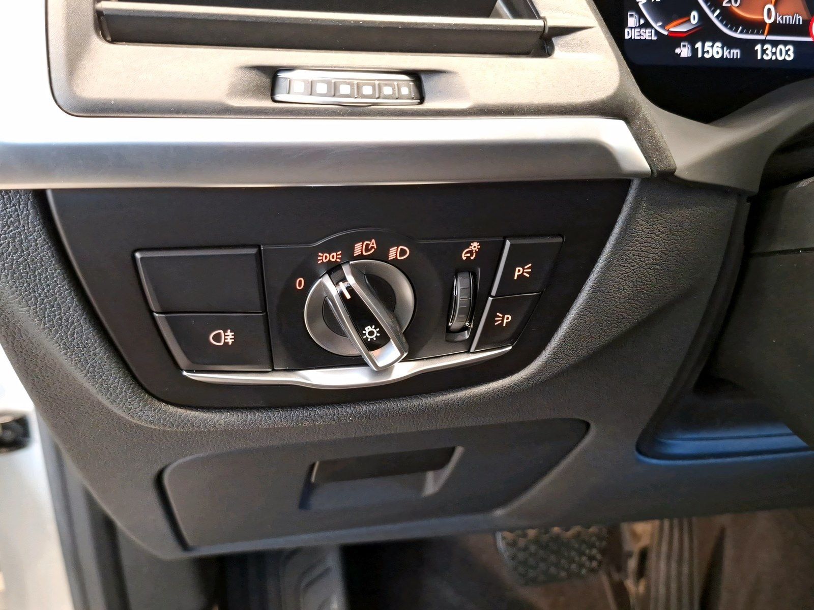 BMW X3 xDrive20d Navi Kamera Driv.Assist Sportsitze foto 20