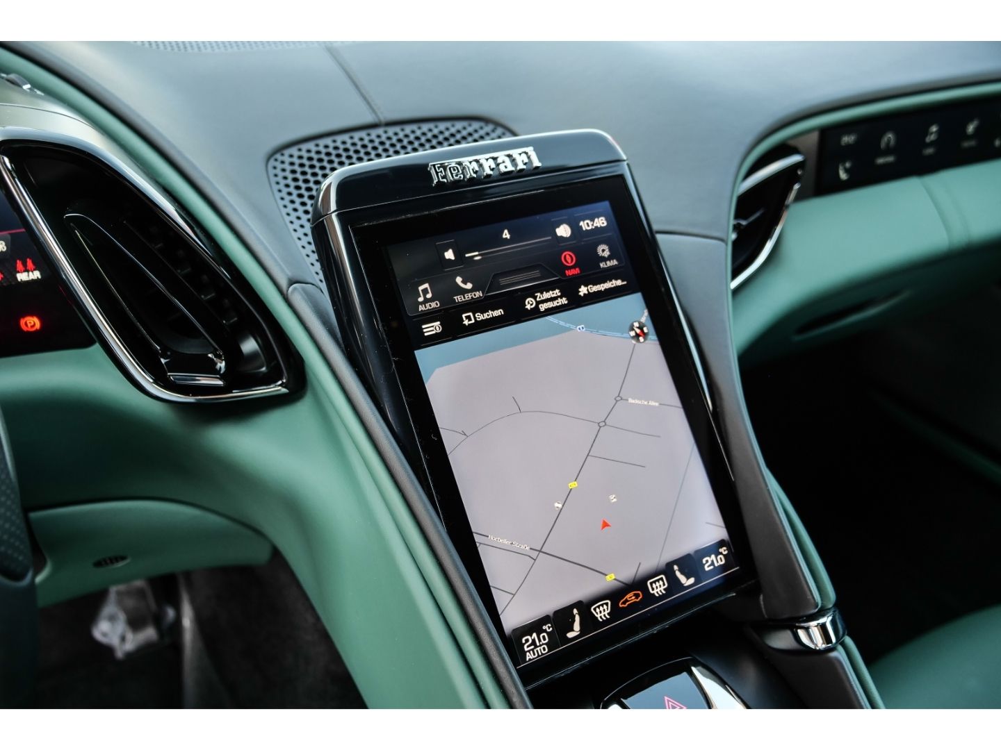 Ferrari Roma *MagneRide*CarPlay*Daytona-Design*Passenger foto 24