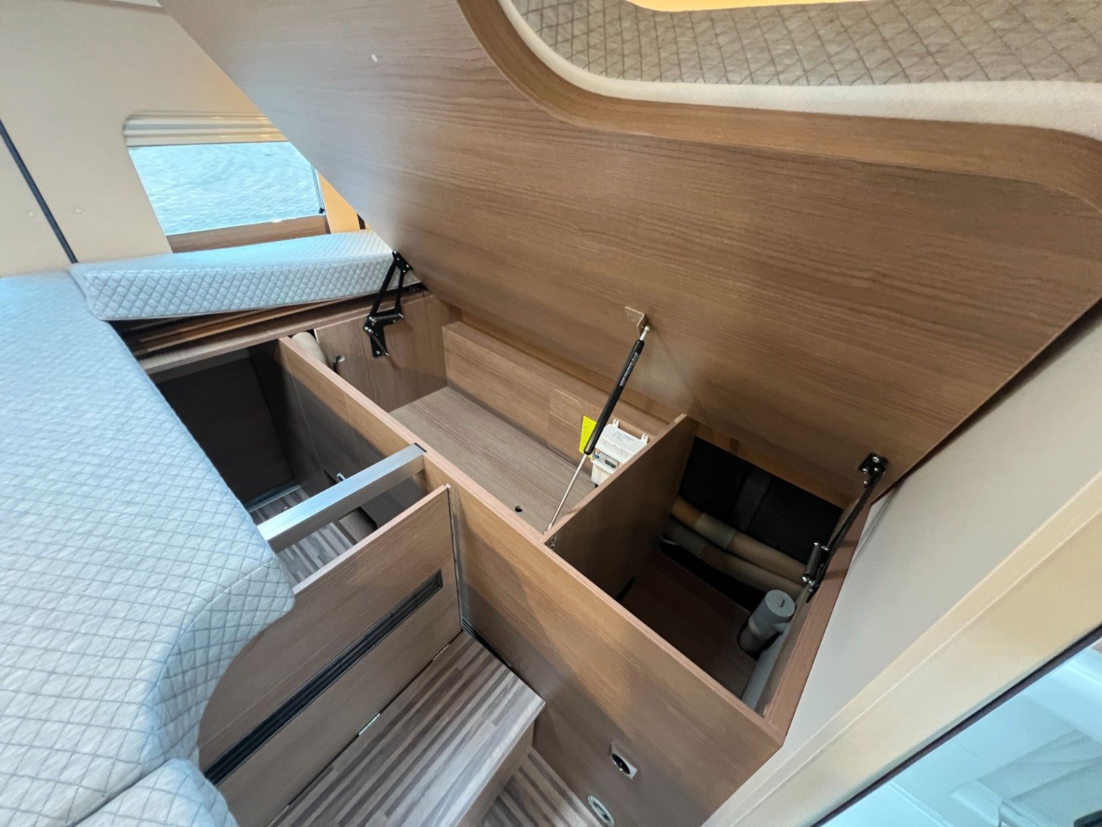 Fahrzeugabbildung Malibu Van compact 600 LE