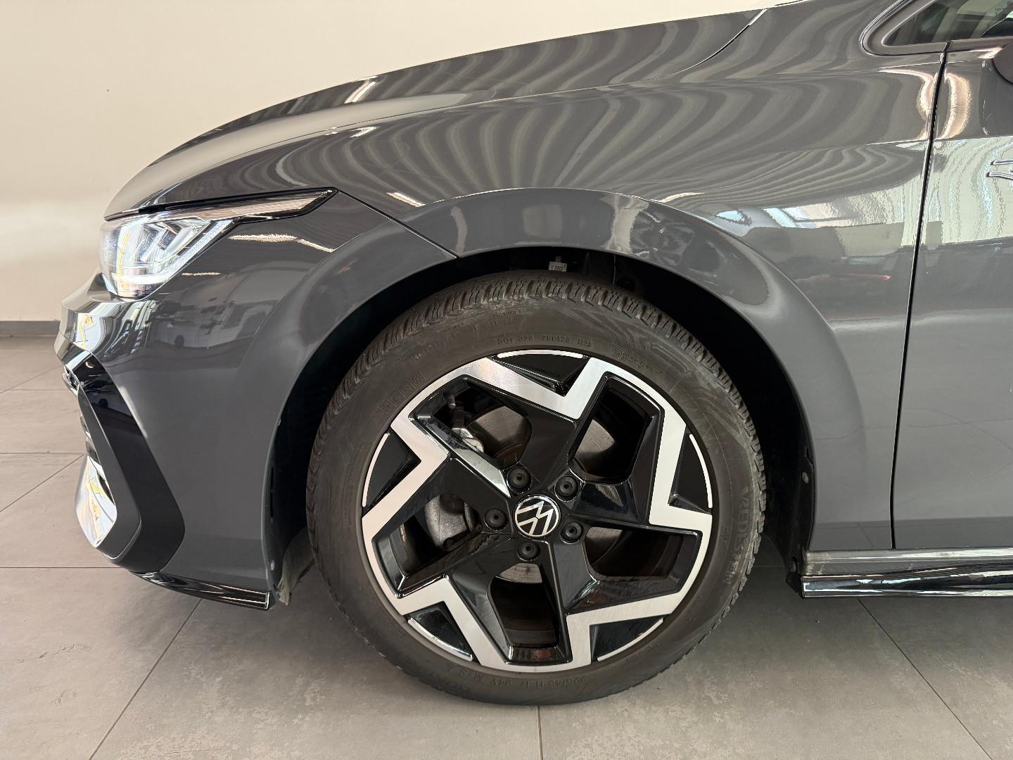 Volkswagen Golf VIII 1.5 eTSI R-Line ACC KAMERA, миниатюра 9