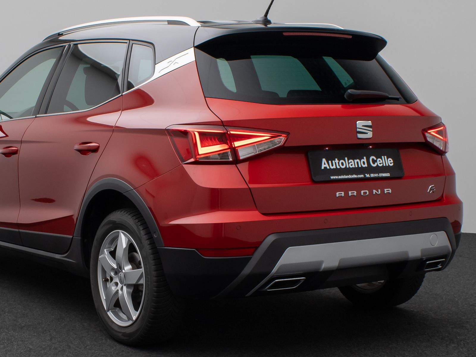 Fahrzeugabbildung SEAT Arona FR 1.5 TSI Kamera LED Tempomat Sport