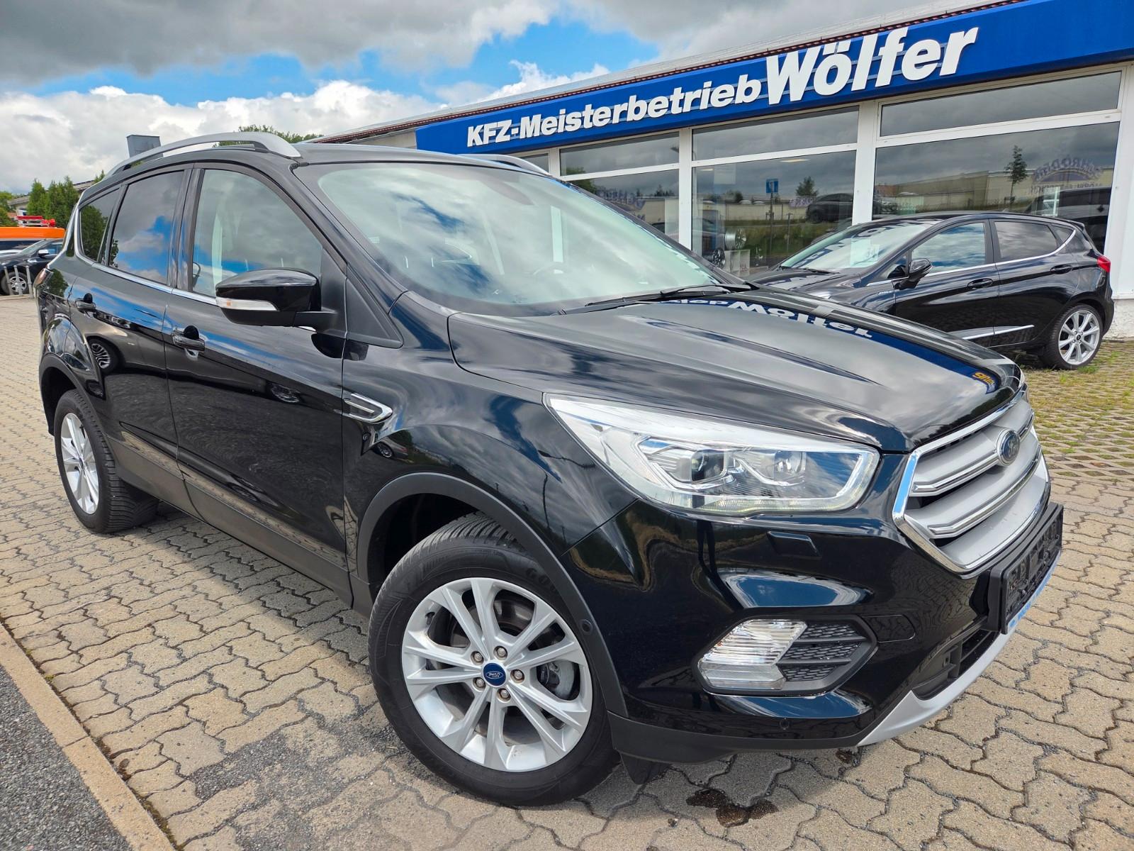 Ford Kuga Titanium AHK Xenon Sony Navi Winterp. uvm.