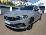 Fiat Tipo  Sport  Kamera Navi LED-Scheinwerfer - Fiat Tipo SPORT mit Benzin-Antrieb