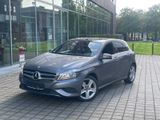 Mercedes-Benz A 180 BlueEfficiency PANO/SHZ/SPORTSZ/RÜ-KAM/ - Mercedes-Benz A 180 in Duisburg