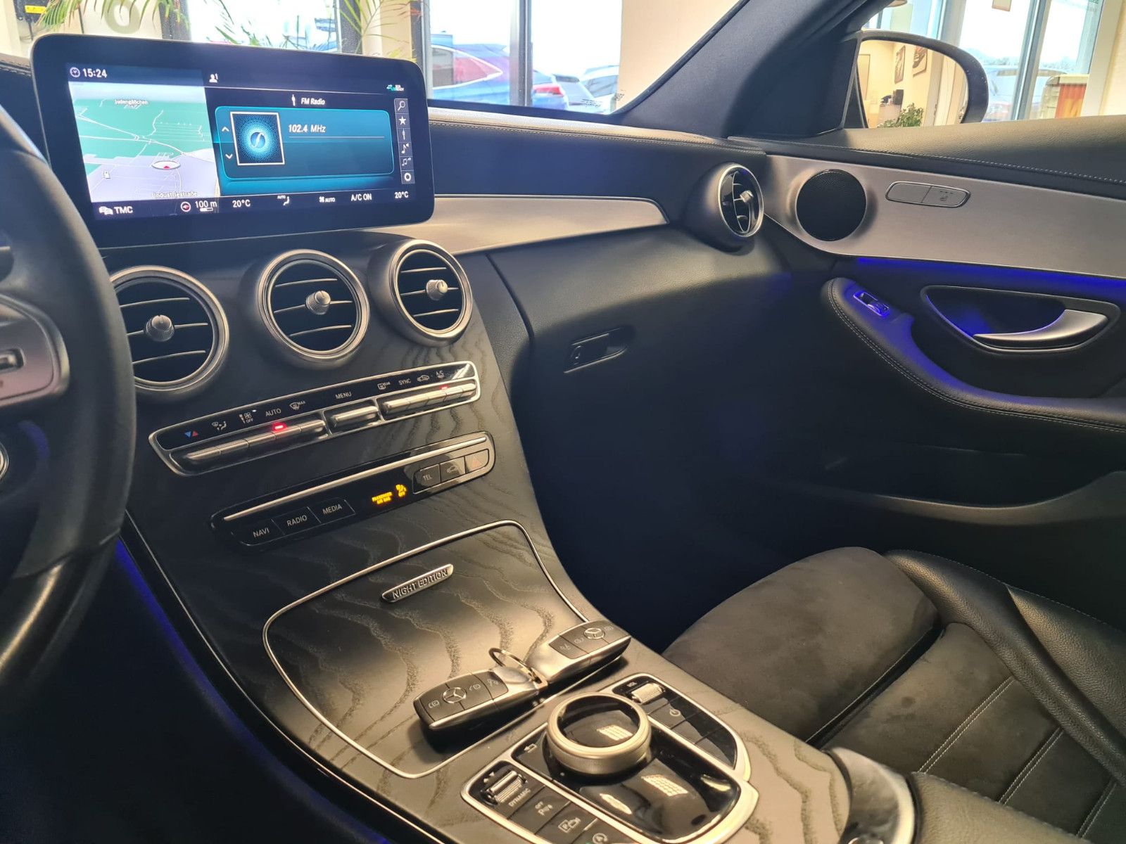 Fahrzeugabbildung Mercedes-Benz C 200 NIGHT EDITION / KAMERA / GEPFLEGT