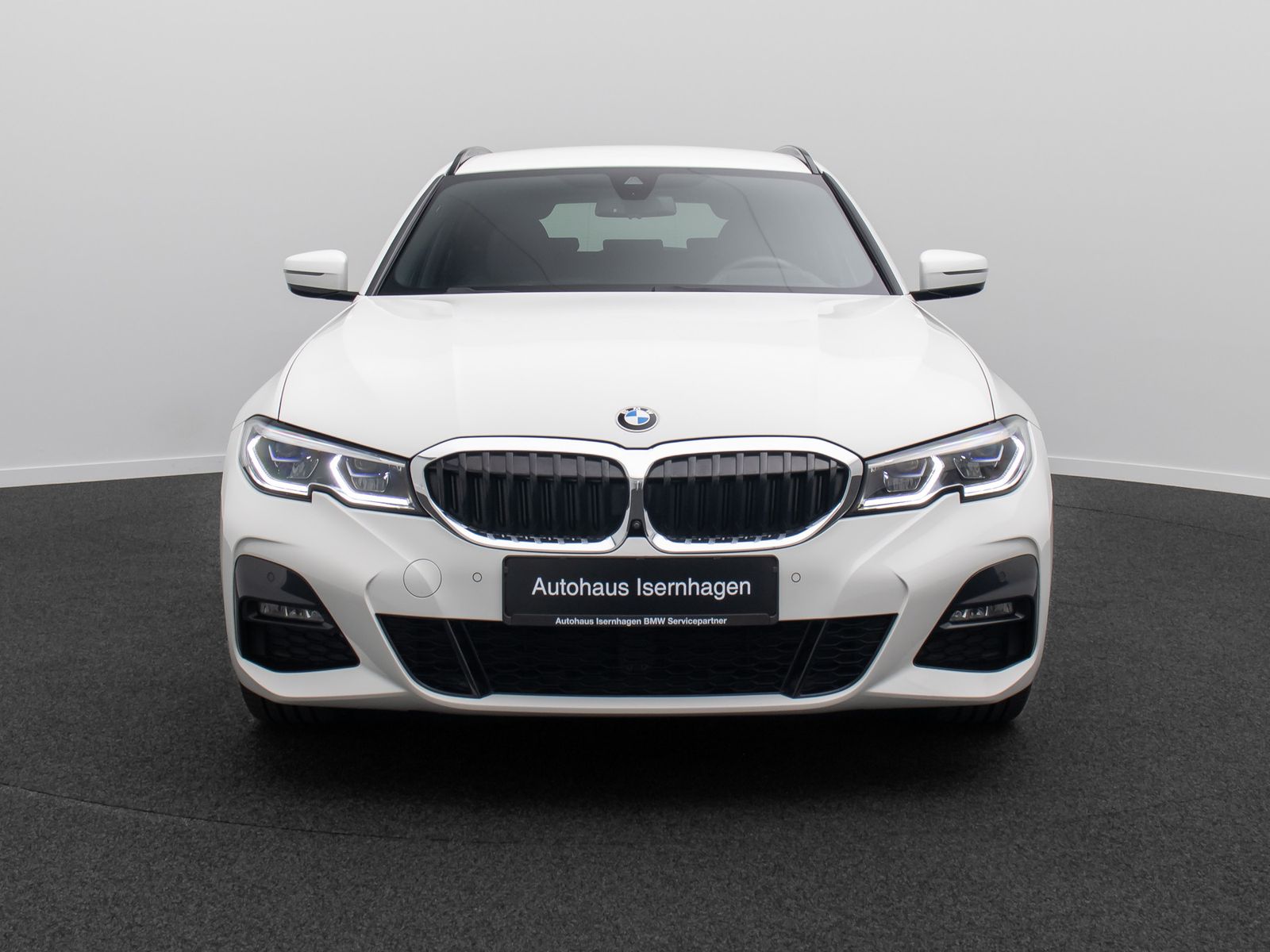 Fahrzeugabbildung BMW 330e xD M Sport 360&deg; Alarm HUD DAB Laser H/K 18"