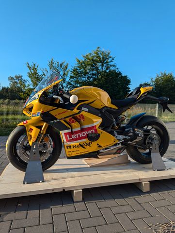 Ducati Panigale V4 World Champion Bagnaia Replica