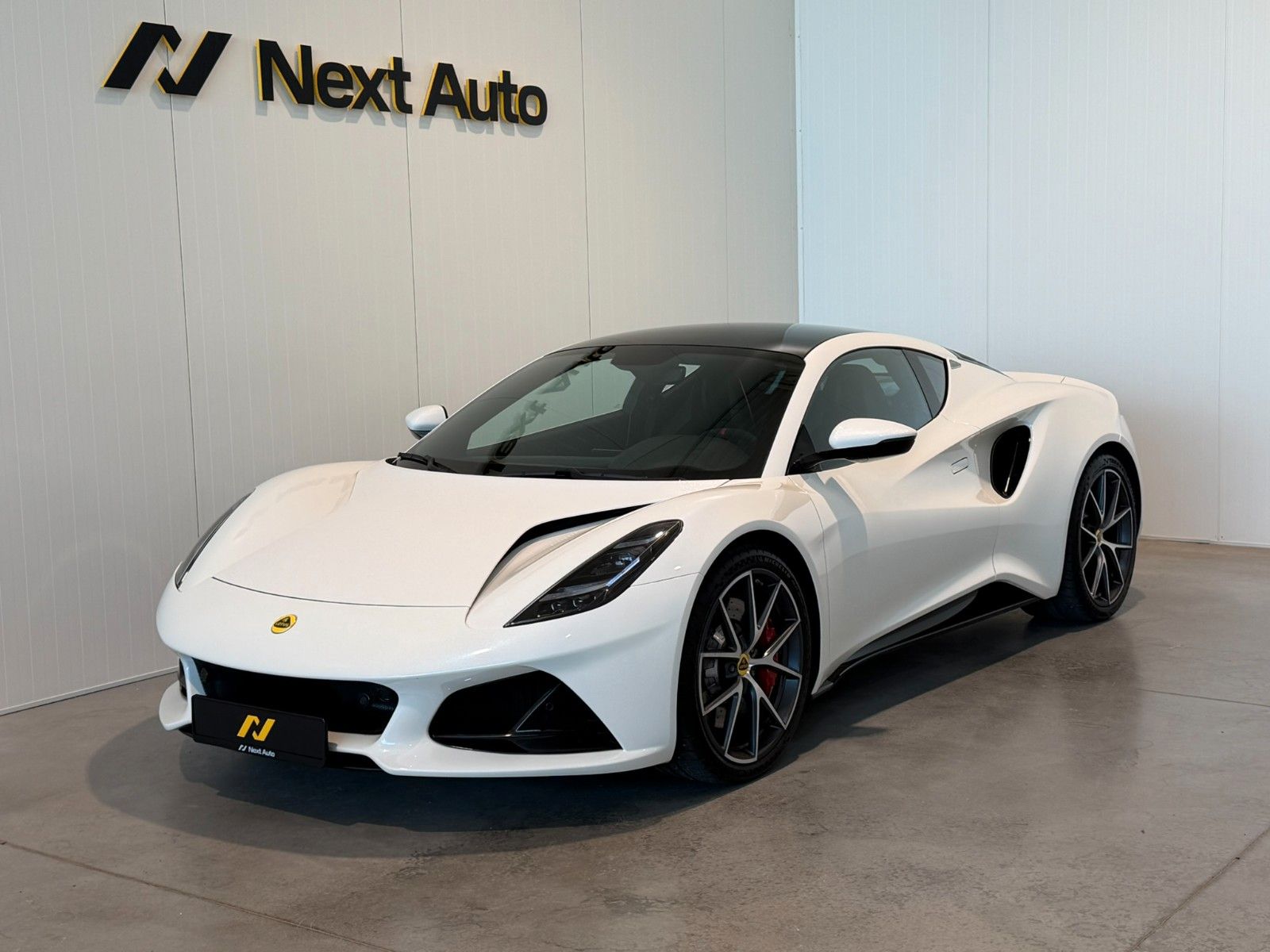 LOTUS Emira