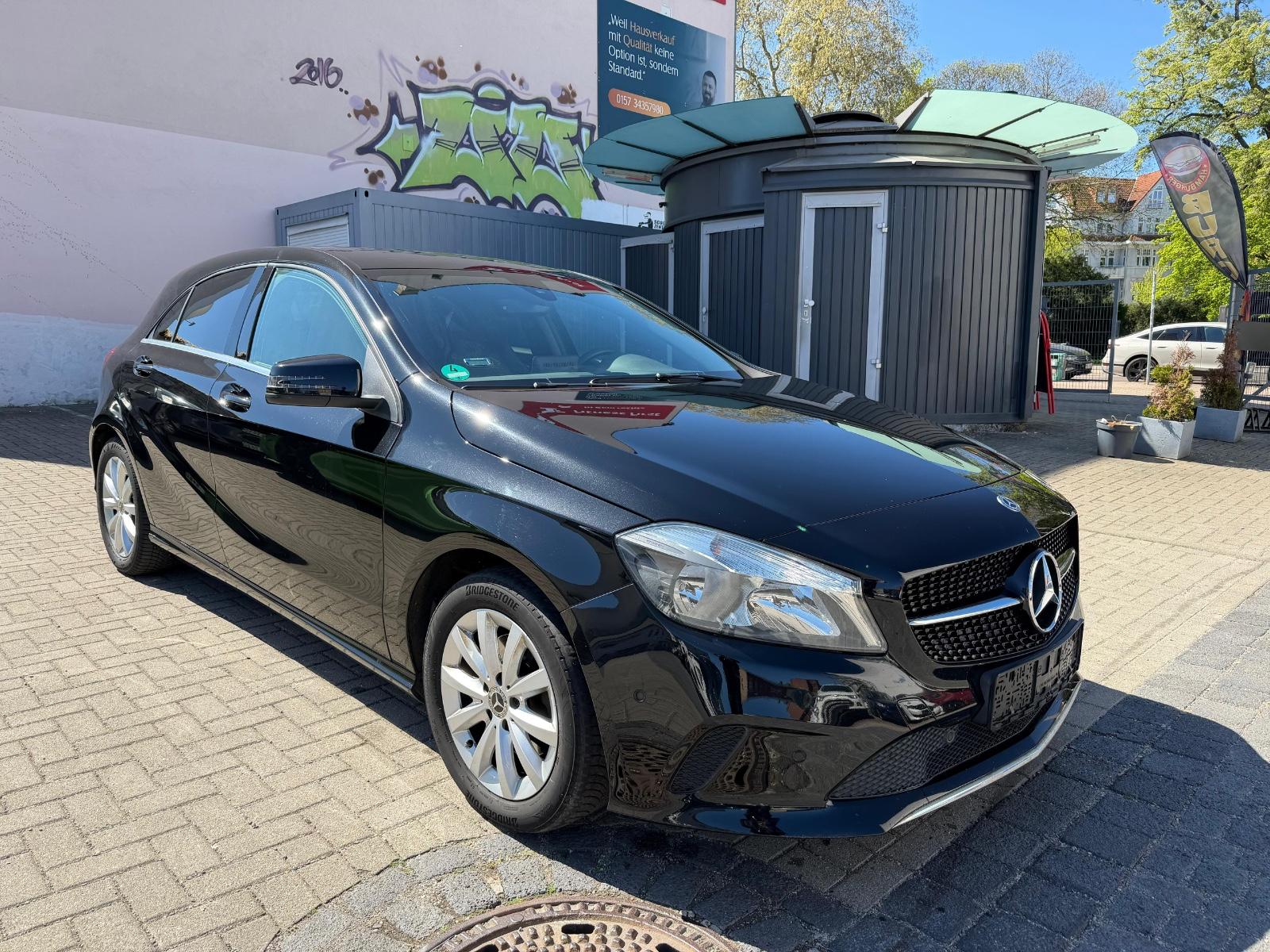 Mercedes-Benz A 180 *BlueEfficiency/Euro6/Leder/Navi/90KW*